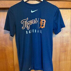 Detroit Tigers Nike MLB Baseball shirt